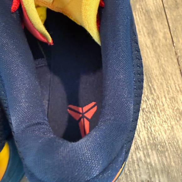 Kobe V Protro - Picture 6 of 8